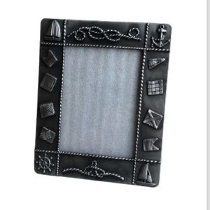 PEWTER PHOTO FRAME